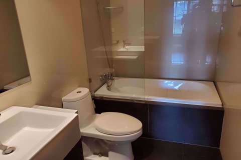 Condominio de 1 dormitorio en Khlong Toei, Bangkok, Tailandia № 76946 - foto 18