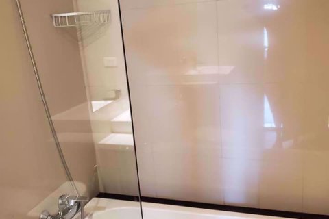 Condominio de 1 dormitorio en Khlong Toei, Bangkok, Tailandia № 76946 - foto 19