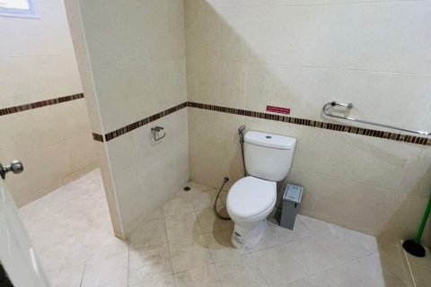 Casa de 4 dormitorios en Pattaya, Tailandia № 75978 - foto 16