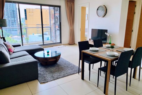 Condominio de 2 dormitorios en Watthana, Bangkok, Tailandia № 76313 - foto 2