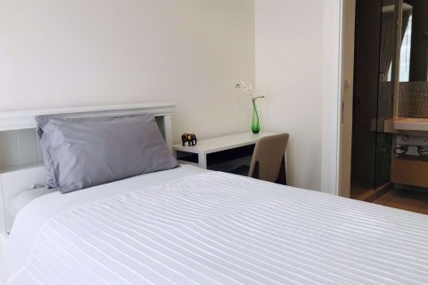 Condominio de 2 dormitorios en Watthana, Bangkok, Tailandia № 76313 - foto 7