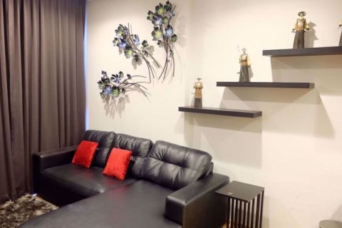Condominio de 1 dormitorio en Khlong Toei, Bangkok, Tailandia № 76315 - foto 2