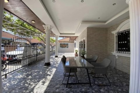 Maison à Pattaya, Thaïlande 3 chambres № 116061
