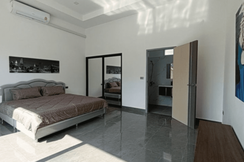 Casa de 6 dormitorios en Pattaya, Tailandia № 116057 - foto 10