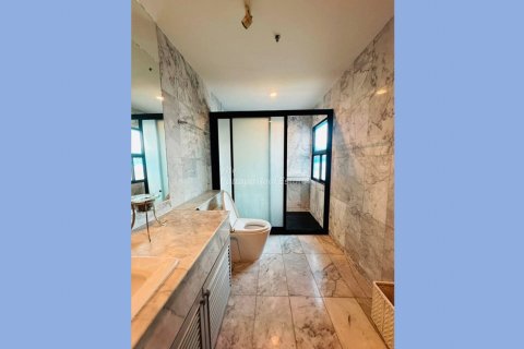Condominio de 3 dormitorios en Bang Lamung, Tailandia № 123467 - foto 4