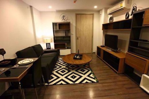 คอนโดมิเนียมในกรุงเทพฯ, ประเทศไทย, 1 ห้องนอน ใน Sari by Sansiri № 111392