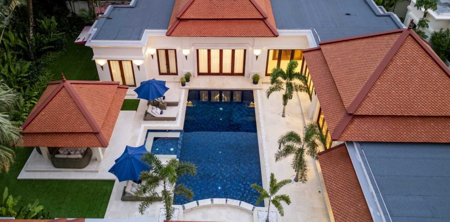 Haus in Bang Tao, Thailand 4 Schlafzimmer № 120858
