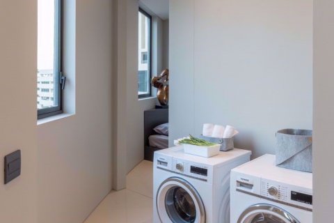 Condo à Khlong San, Bangkok, Thaïlande, 2 chambres № 76705 - photo 9