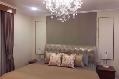 Condominio de 2 dormitorios en Watthana, Bangkok, Tailandia № 76706 - foto 4
