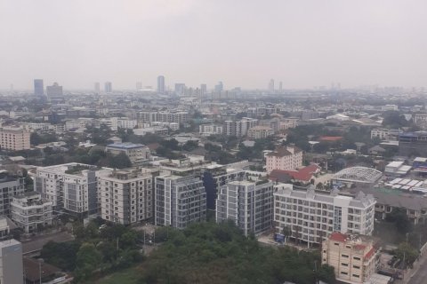 Ático de 3 dormitorios en Samut Prakan, Tailandia № 76703 - foto 9