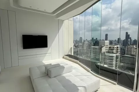 Condominio de 4 dormitorios en Watthana, Bangkok, Tailandia № 123851 - foto 13