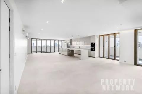 Condominio de 5 dormitorios en Watthana, Bangkok, Tailandia № 123849 - foto 23
