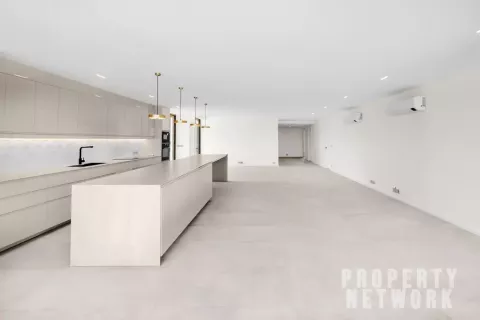 Condominio de 5 dormitorios en Watthana, Bangkok, Tailandia № 123849 - foto 25