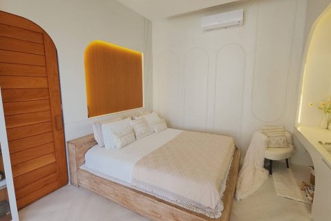 Chalet de 3 dormitorios en Hua Hin, Tailandia № 123830 - foto 5