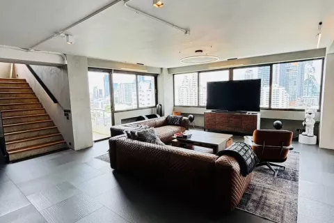 Condominio de 3 dormitorios en Watthana, Bangkok, Tailandia № 123848 - foto 10
