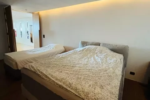 Condominio de 3 dormitorios en Watthana, Bangkok, Tailandia № 123848 - foto 29