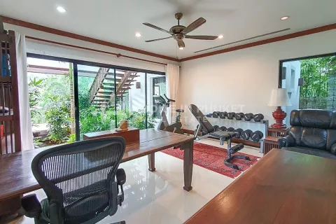 Casa de 4 dormitorios en Nai Harn Beach, Tailandia № 131035 - foto 20