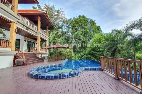 Casa de 4 dormitorios en Nai Harn Beach, Tailandia № 131035 - foto 2