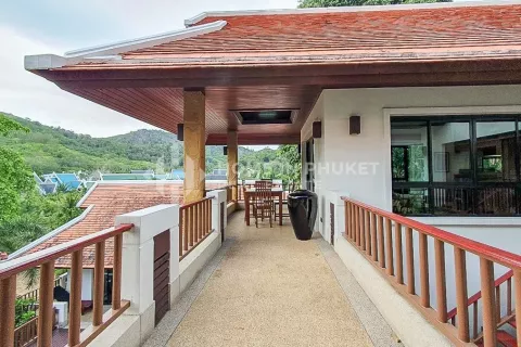 Casa de 4 dormitorios en Nai Harn Beach, Tailandia № 131035 - foto 15