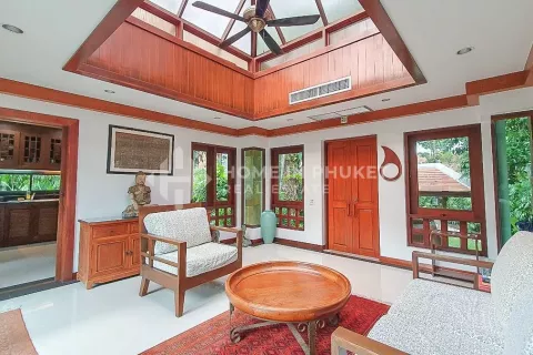 Casa de 4 dormitorios en Nai Harn Beach, Tailandia № 131035 - foto 6