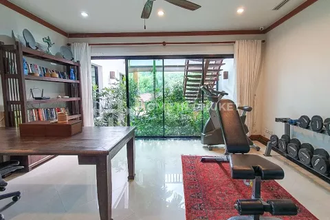 Casa de 4 dormitorios en Nai Harn Beach, Tailandia № 131035 - foto 18