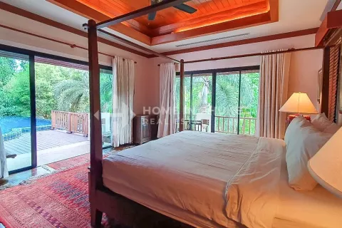 Casa de 4 dormitorios en Nai Harn Beach, Tailandia № 131035 - foto 22