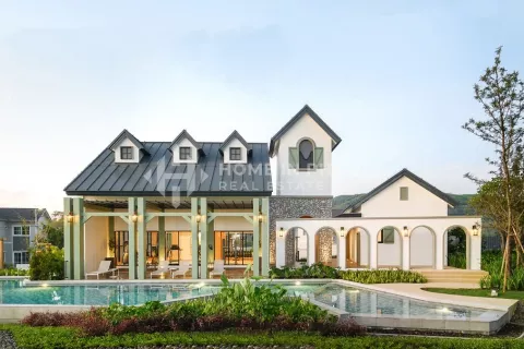 Casa de 4 dormitorios en Phuket, Tailandia № 131046 - foto 3