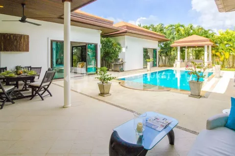 Casa de 3 dormitorios en Rawai, Tailandia № 130998 - foto 17