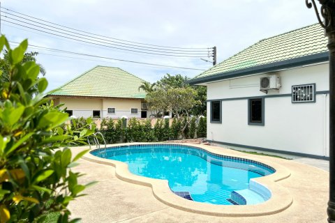 Casa de 3 dormitorios en Pattaya, Tailandia № 101420 - foto 3
