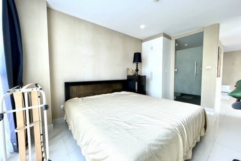 Apartamento de 2 dormitorios en Pattaya, Tailandia № 101418 - foto 14
