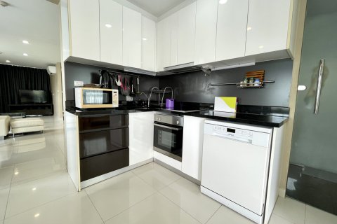 Apartamento de 2 dormitorios en Pattaya, Tailandia № 101418 - foto 26