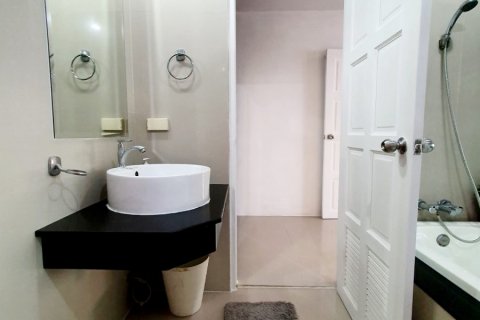 Condominio de 2 dormitorios en Pattaya, Tailandia № 123206 - foto 17