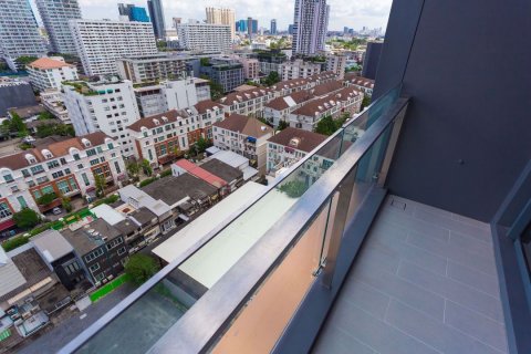 Condominio de 1 dormitorio en Watthana, Bangkok, Tailandia № 85030 - foto 16