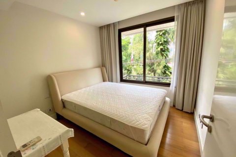 Condominio de 2 dormitorios en Bang Rak, Bangkok, Tailandia № 85032 - foto 3