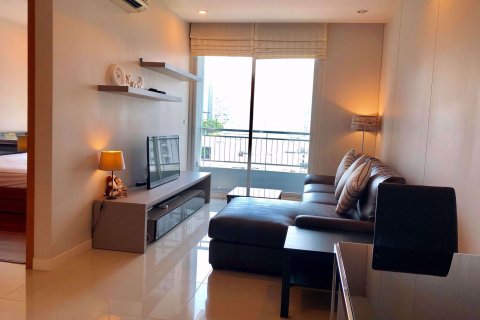 Condominio de 1 dormitorio en Ratchathewi, Bangkok, Tailandia № 85034 - foto 2