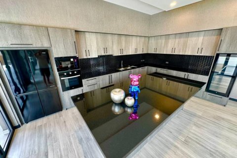 Chalet de 4 dormitorios en Phuket, Tailandia № 133016 - foto 9