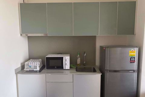 Condominio de 1 dormitorio en Watthana, Bangkok, Tailandia № 76538 - foto 3