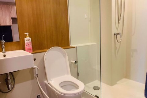 Dúplex de 1 dormitorio en Sathon, Bangkok, Tailandia № 76542 - foto 9