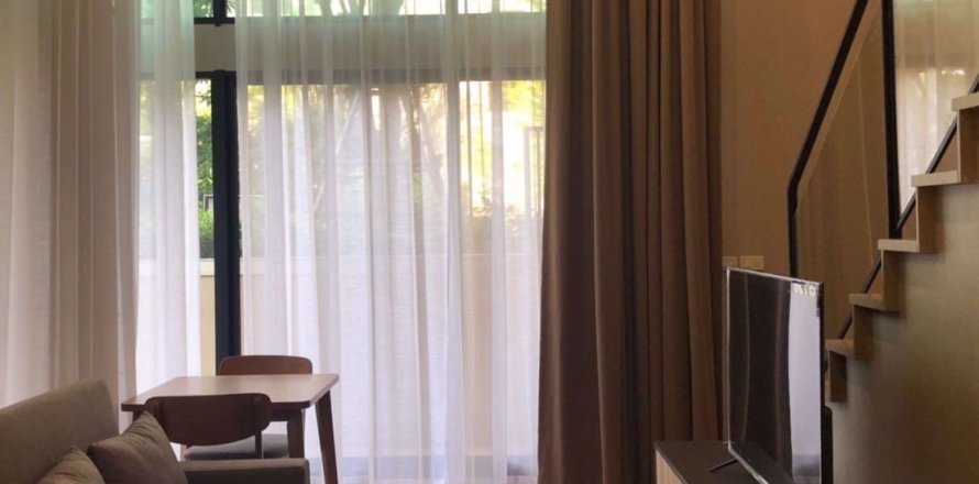 Dúplex de 1 dormitorio en Sathon, Bangkok, Tailandia № 76542