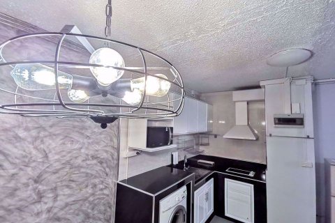 Condo à Khlong Toei, Bangkok, Thaïlande, 2 chambres № 76544 - photo 6