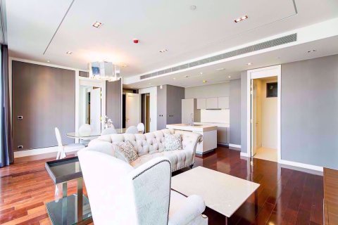 Condominio de 2 dormitorios en Khlong Toei, Bangkok, Tailandia № 76552 - foto 2