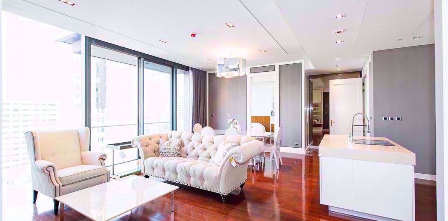 Condominio de 2 dormitorios en Khlong Toei, Bangkok, Tailandia № 76552