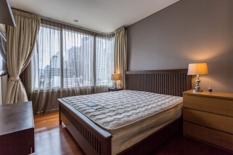 Кондоминиум с 2 спальнями в Ваттхане, Бангкок, Таиланд № 76555 - фото 13