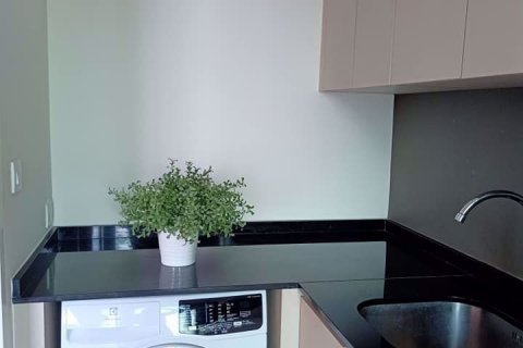 Condominio de 2 dormitorios en Khan Na Yao, Bangkok, Tailandia № 76553 - foto 5