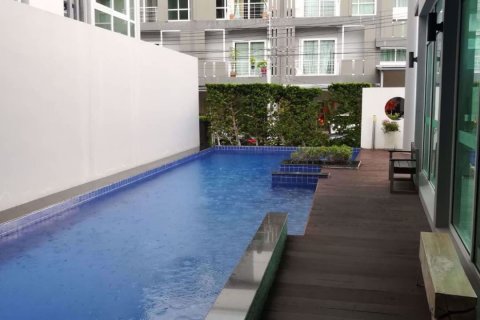 Casa de 3 dormitorios en Wang Thonglang, Bangkok, Tailandia № 76554 - foto 24