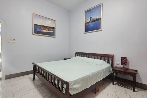 House in Pattaya, Thailand 5 bedrooms № 125057 - photo 18