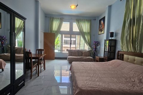 House in Pattaya, Thailand 5 bedrooms № 125057 - photo 14