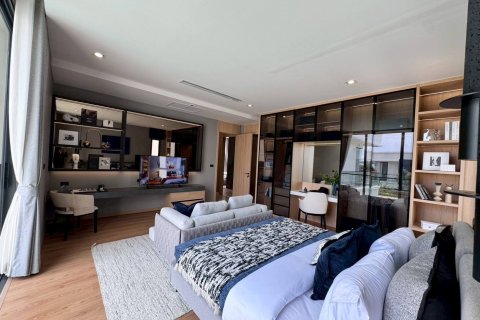 Casa de 4 dormitorios en Pattaya, Tailandia № 125059 - foto 4