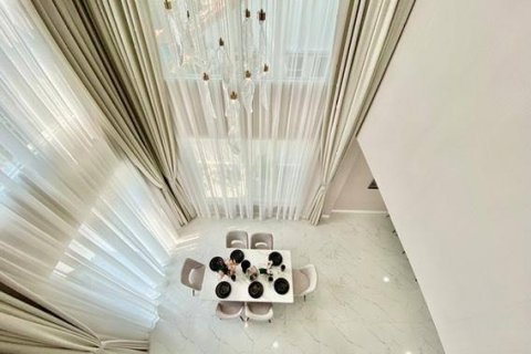 Haus in Pattaya, Thailand 4 Schlafzimmer № 125060 - Foto 13