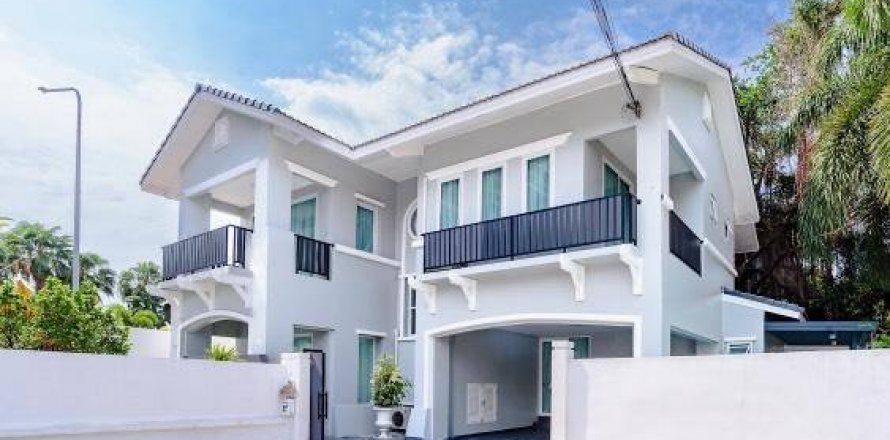 Haus in Pattaya, Thailand 4 Schlafzimmer № 125060
